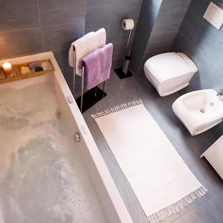 Casa Menta Near Pula For 10 Persons - Private For Families & Friends With Wellness *