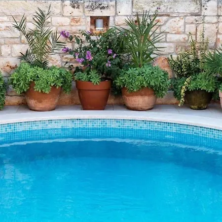 Willa Casa Menta Near Pula For 10 Persons - Private For Families & Friends With Wellness Marčana