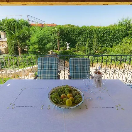 Casa Menta Near Pula For 10 Persons - Private For Families & Friends With Wellness *