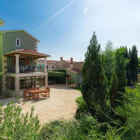 Casa Menta Near Pula For 10 Persons - Private For Families & Friends With Wellness *