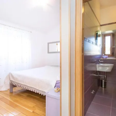 Casa Menta Near Pula For 10 Persons - Private For Families & Friends With Wellness Willa Marčana