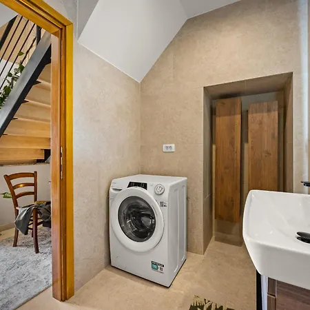 Villa Casa Menta Near Pula For 10 Persons - Private For Families & Friends With Wellness