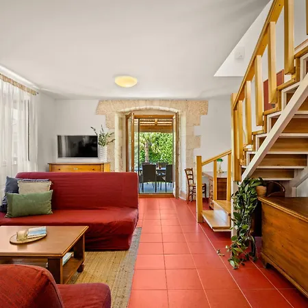Casa Menta Near Pula For 10 Persons - Private For Families & Friends With Wellness Villa *