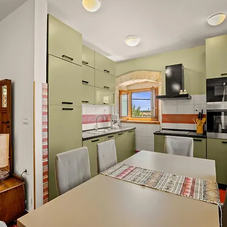 Casa Menta Near Pula For 10 Persons - Private For Families & Friends With Wellness * Marčana