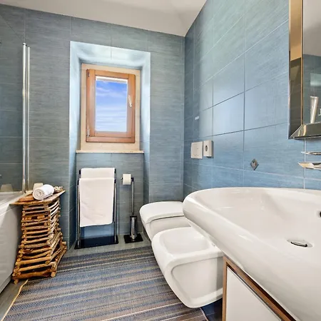 Casa Menta Near Pula For 10 Persons - Private For Families & Friends With Wellness