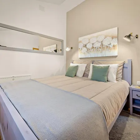 Casa Menta Near Pula For 10 Persons - Private For Families & Friends With Wellness *