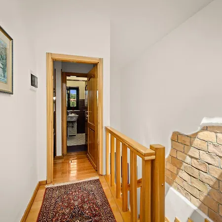 Casa Menta Near Pula For 10 Persons - Private For Families & Friends With Wellness Villa *