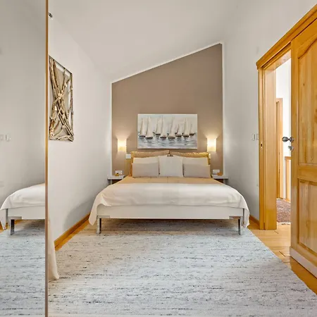 Casa Menta Near Pula For 10 Persons - Private For Families & Friends With Wellness Villa *